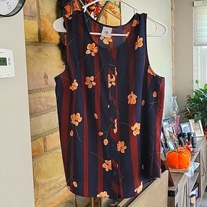 CAbi sleeveless Blouse large